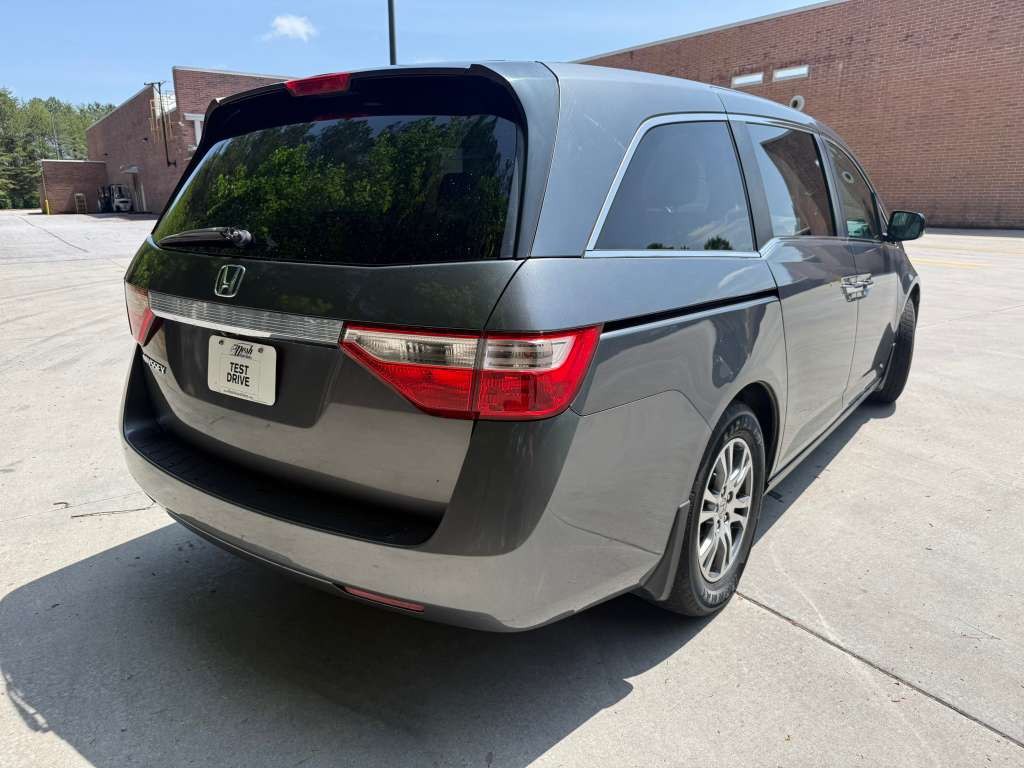 2012 Honda Odyssey Image 5