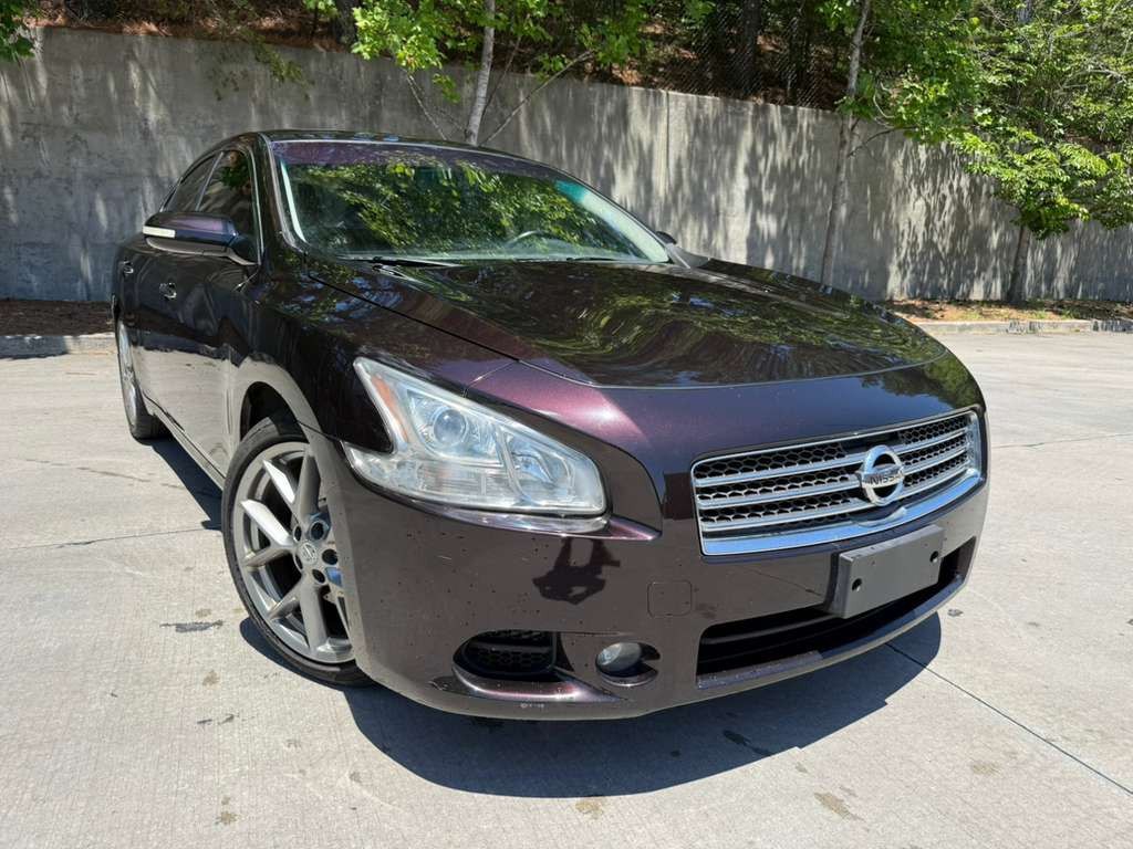 2011 Nissan Maxima Image 1