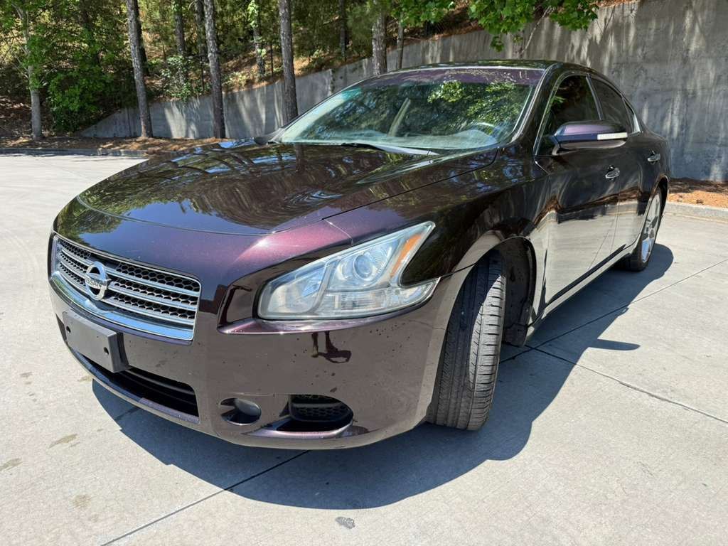 2011 Nissan Maxima Image 2
