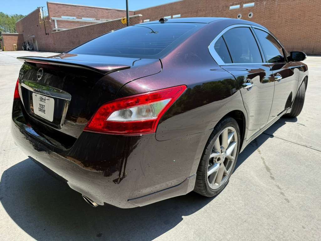 2011 Nissan Maxima Image 6