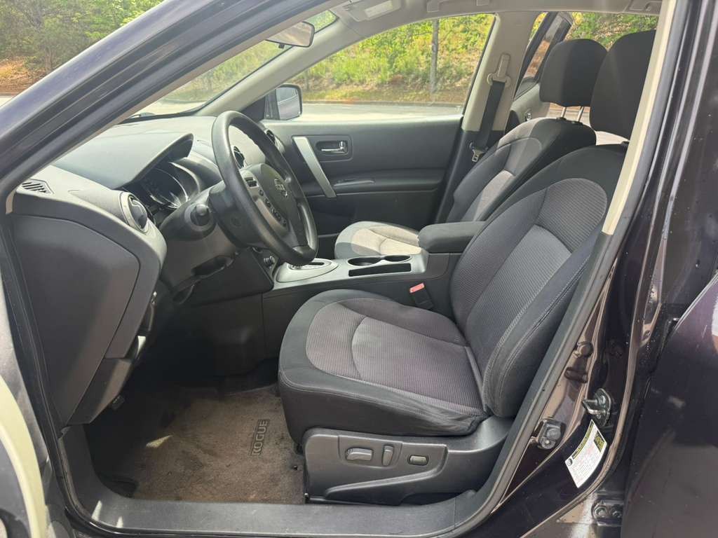 2011 Nissan Rogue Image 9