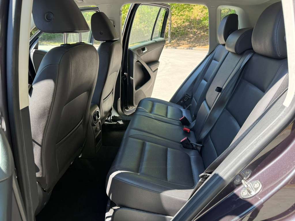 2016 Volkswagen Tiguan Image 8