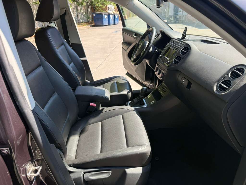 2016 Volkswagen Tiguan Image 12