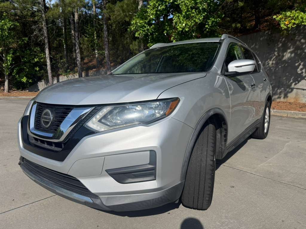 2018 Nissan Rogue Image 2