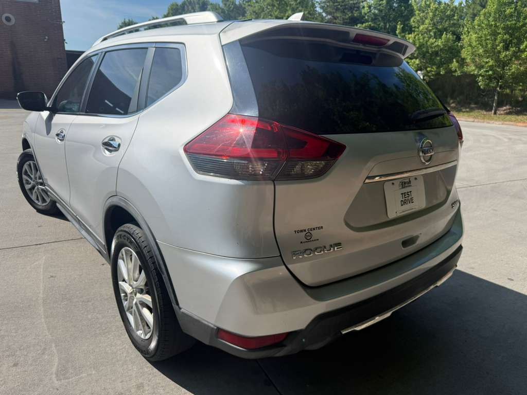 2018 Nissan Rogue Image 5