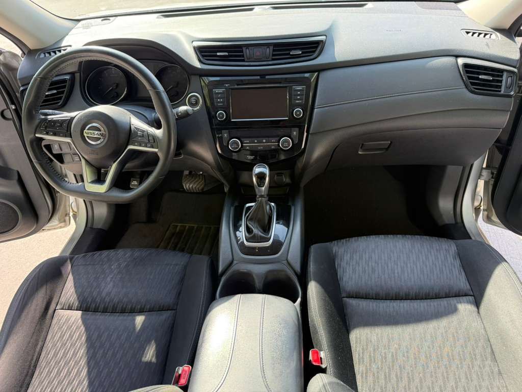 2018 Nissan Rogue Image 12