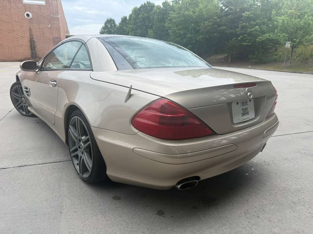 2003 Mercedes-Benz SL-Class Image 8