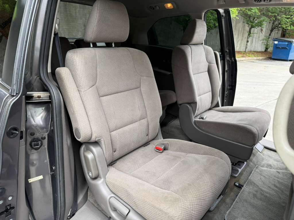 2016 Honda Odyssey Image 15