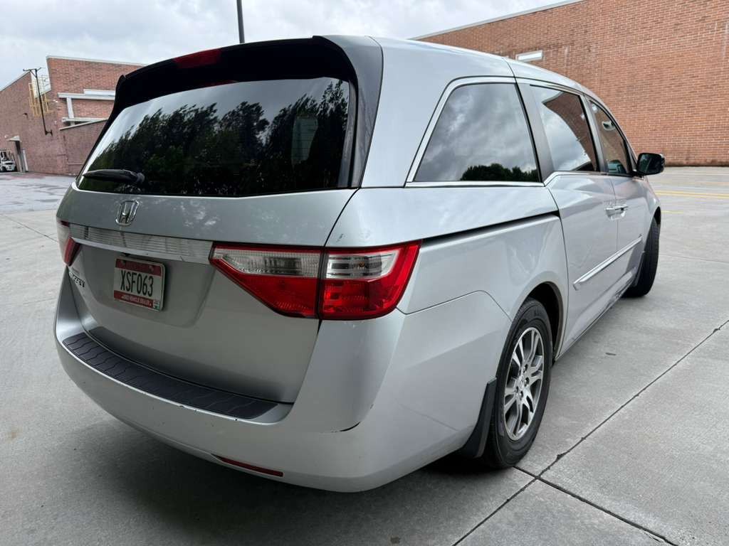 2013 Honda Odyssey Image 4