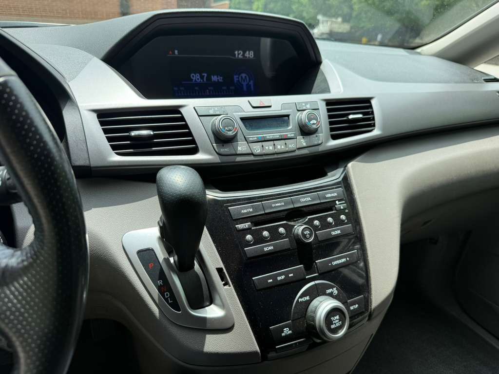 2013 Honda Odyssey Image 6