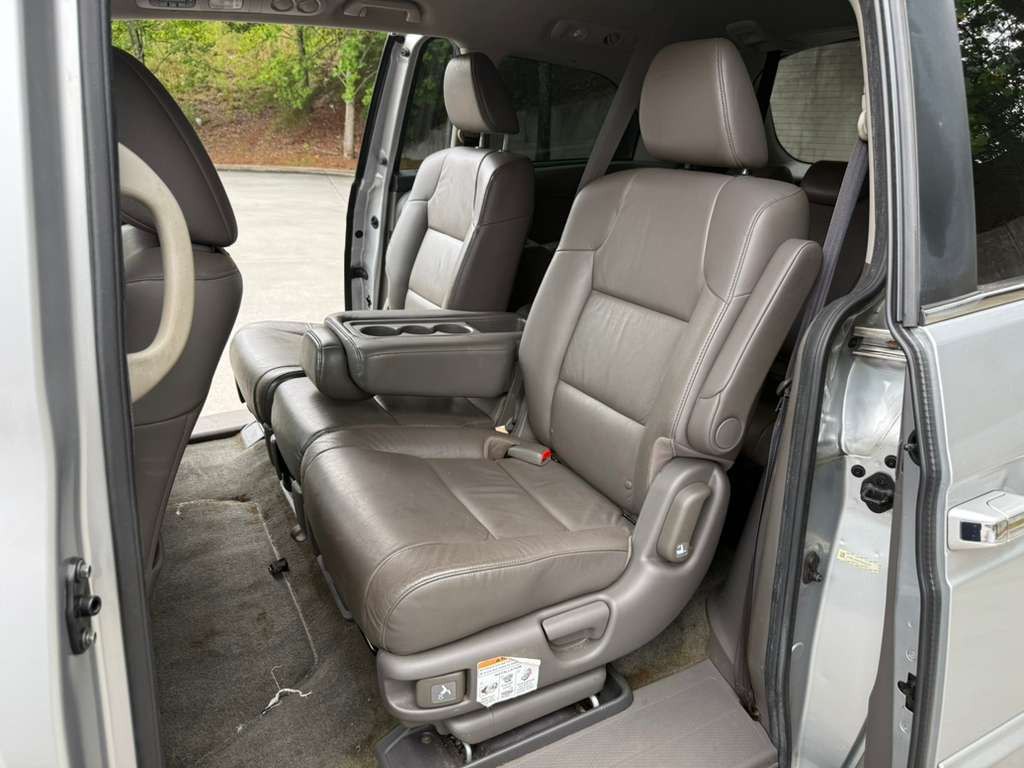 2013 Honda Odyssey Image 10