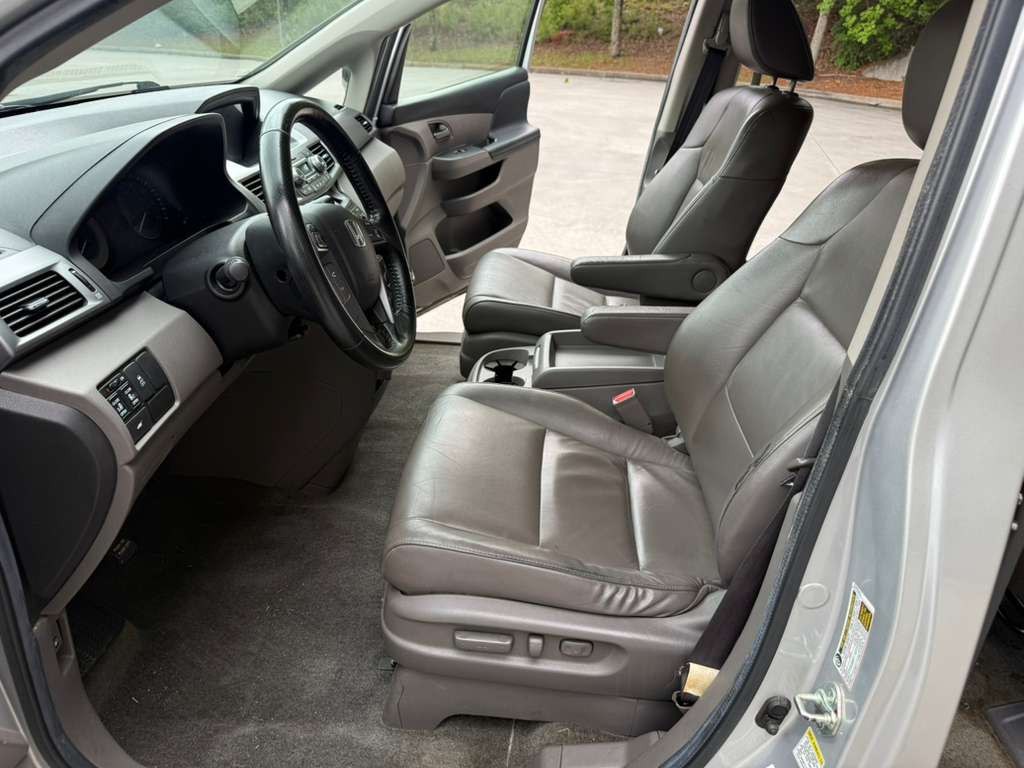 2013 Honda Odyssey Image 11
