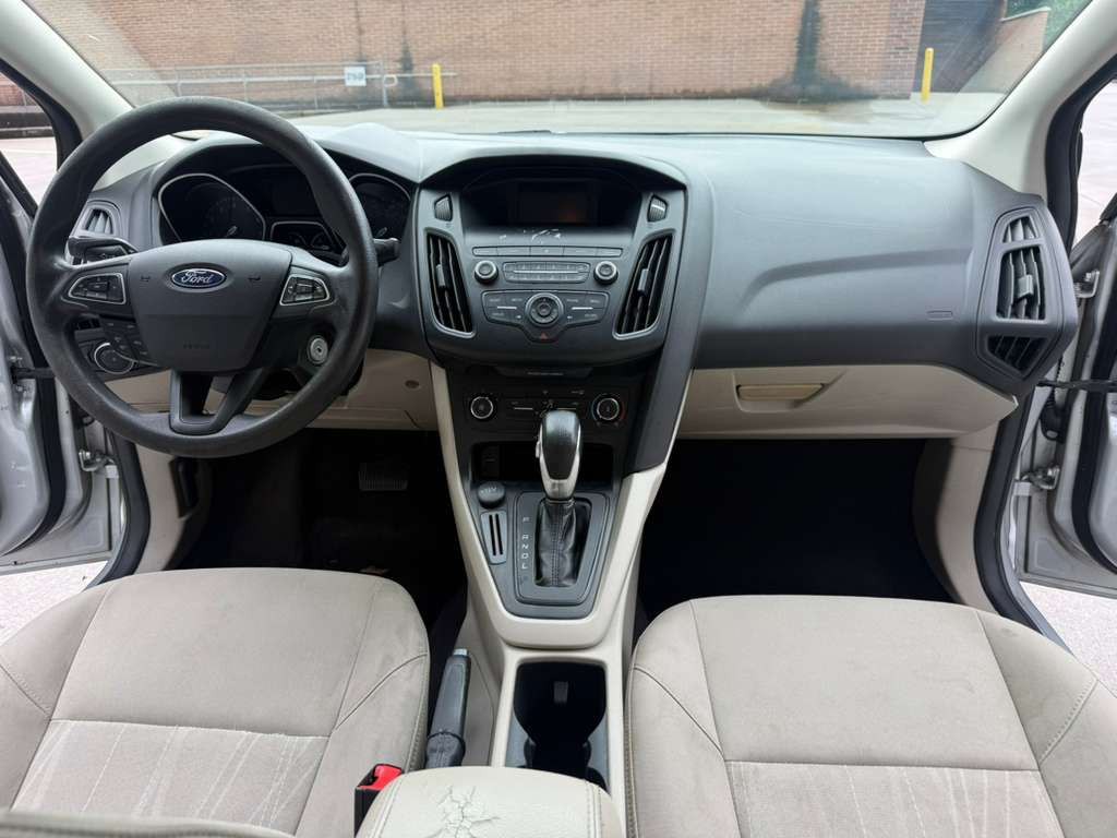 2018 Ford Focus Image 8