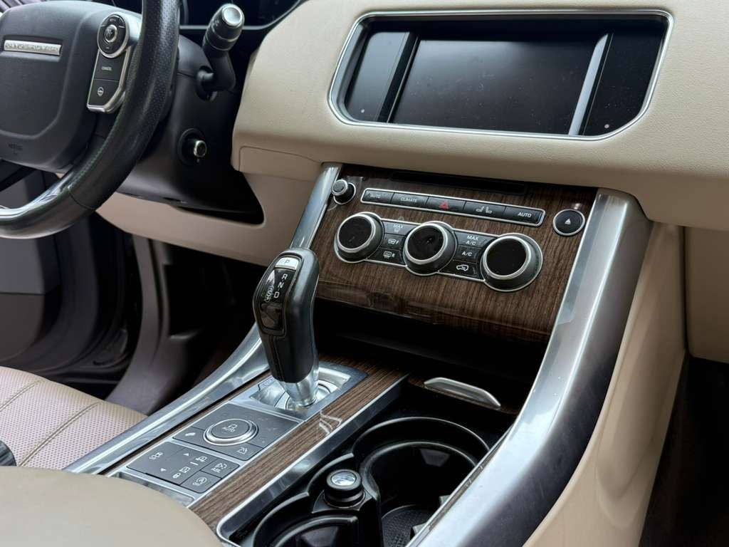 2015 Land Rover Range Rover Sport Image 15