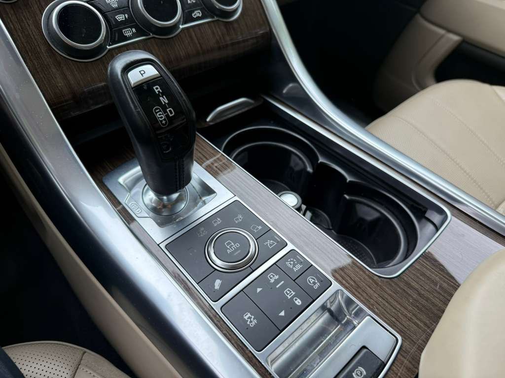 2015 Land Rover Range Rover Sport Image 19
