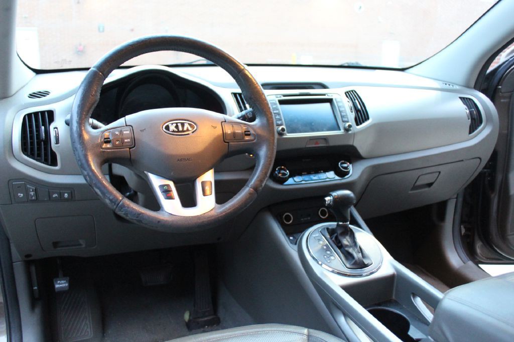 2011 Kia Sportage Image 16