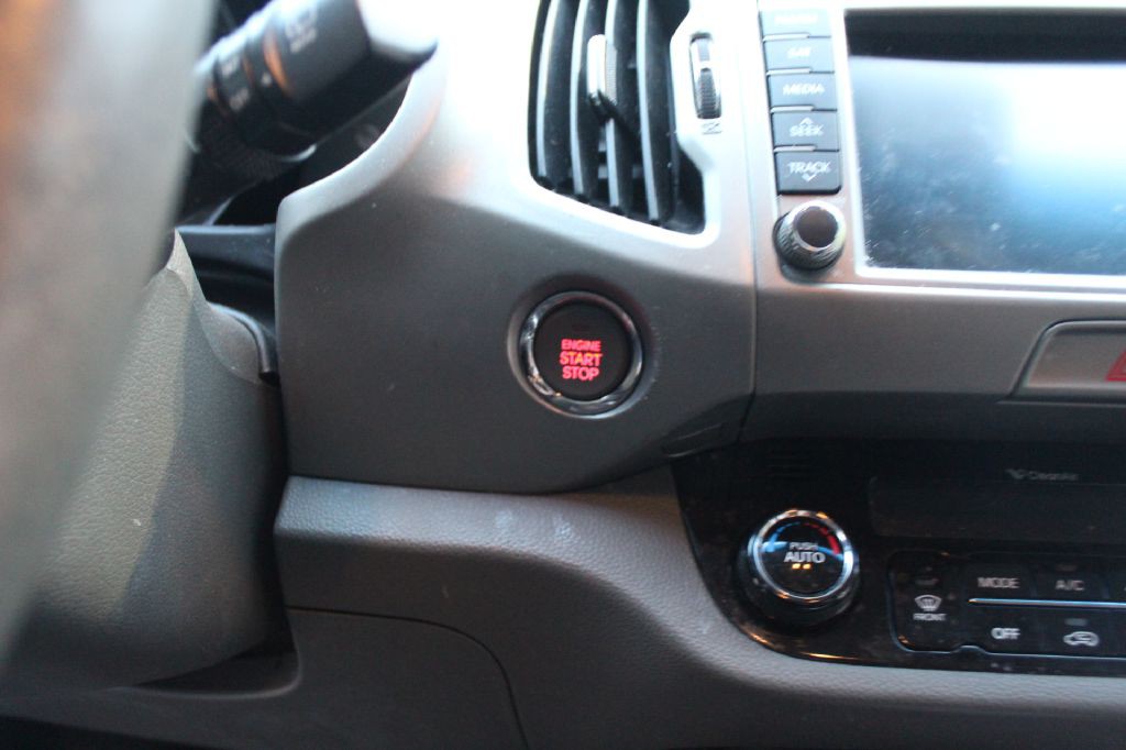 2011 Kia Sportage Image 19
