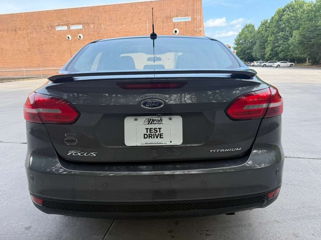 2017 Ford Focus Image 3