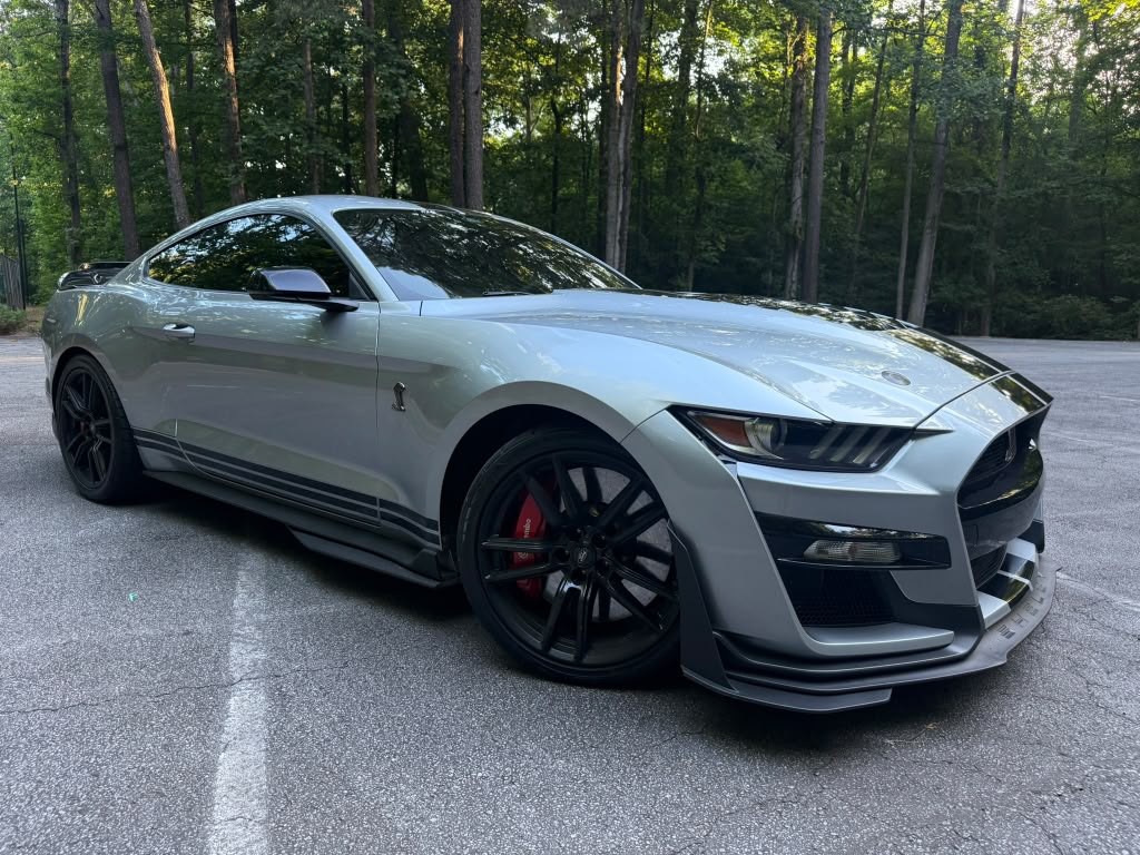 2021 Ford Mustang Image 3