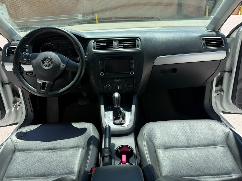 2014 Volkswagen Jetta Image 15