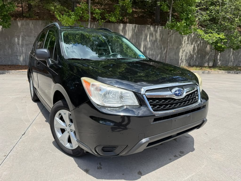 2015 Subaru Forester Image 1
