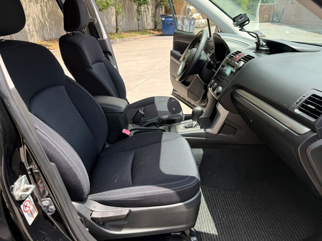 2015 Subaru Forester Image 11