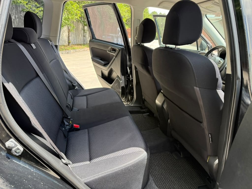 2015 Subaru Forester Image 13