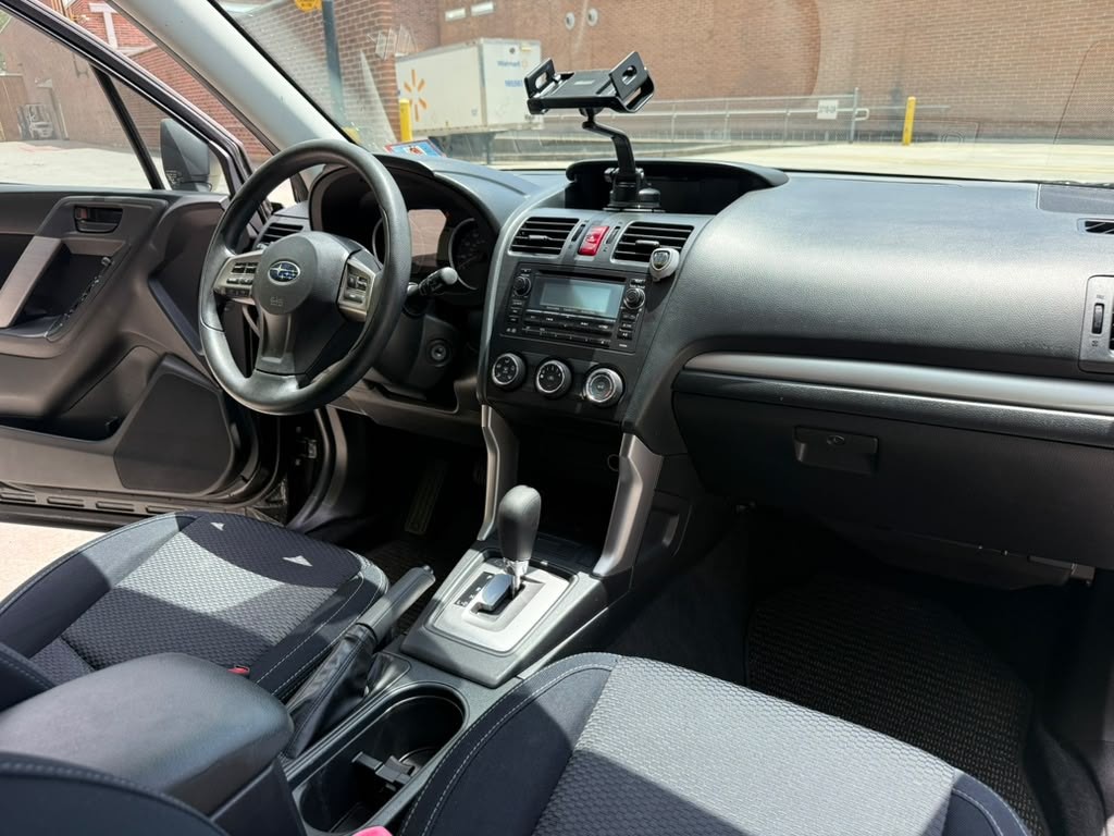 2015 Subaru Forester Image 14