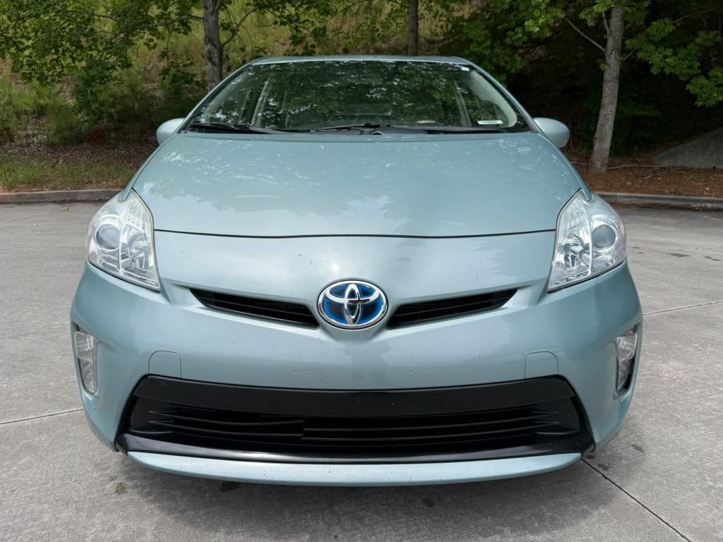 2013 Toyota Prius Image 2