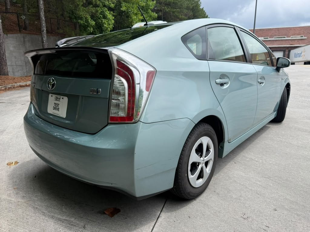 2013 Toyota Prius Image 5