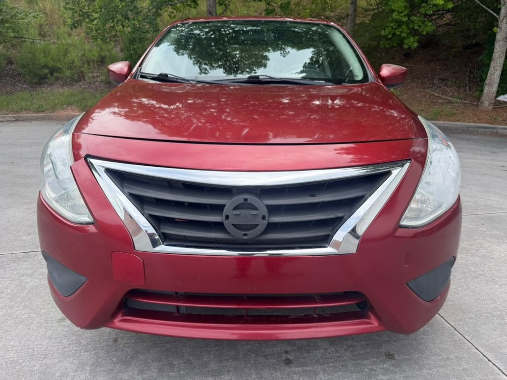 2017 Nissan Versa Image 3