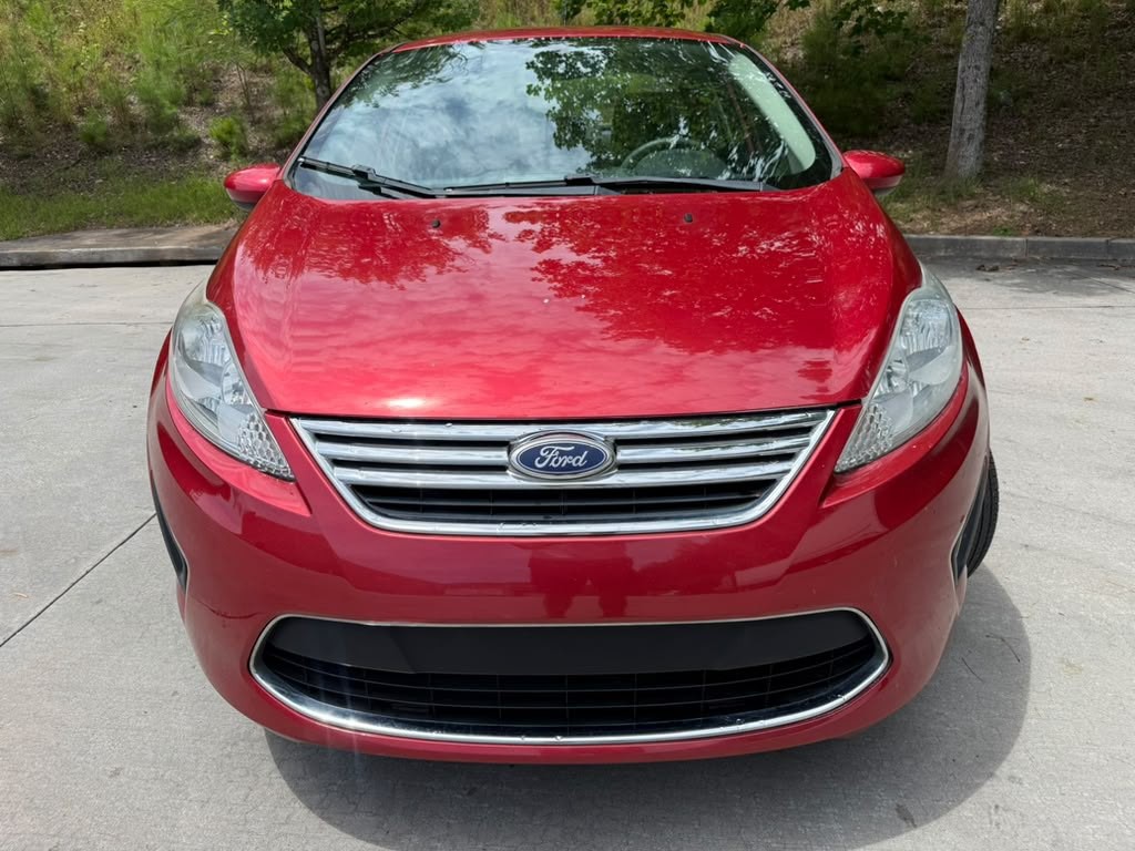 2011 Ford Fiesta Image 5