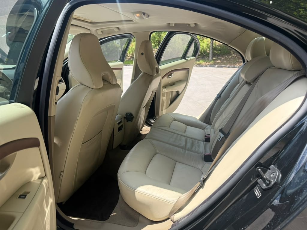 2008 Volvo S80 Image 9
