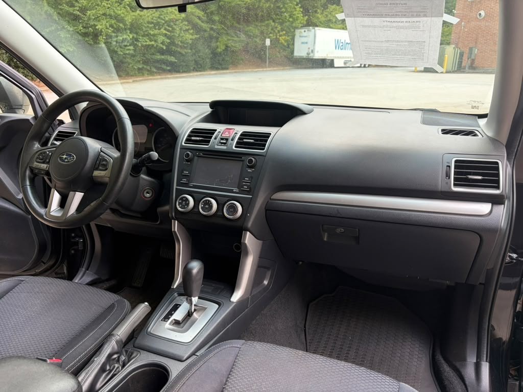 2017 Subaru Forester Image 15
