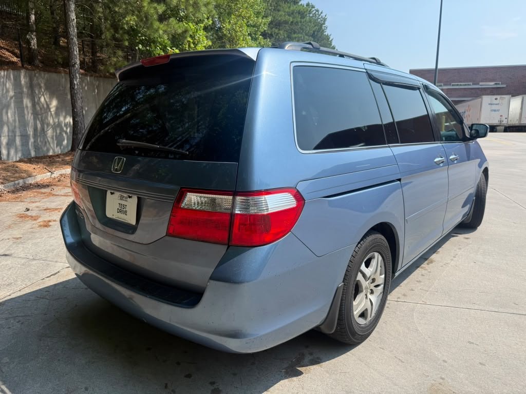 2006 Honda Odyssey Image 2