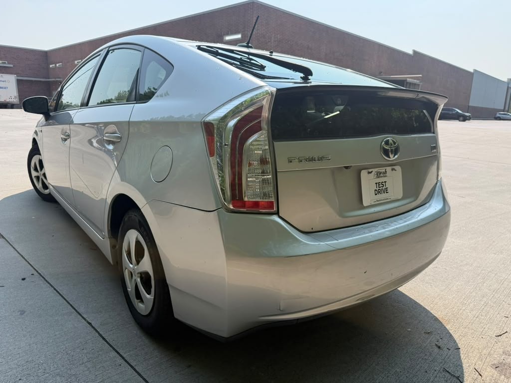 2013 Toyota Prius Image 5