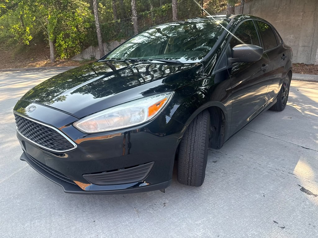 2017 Ford Focus Image 2