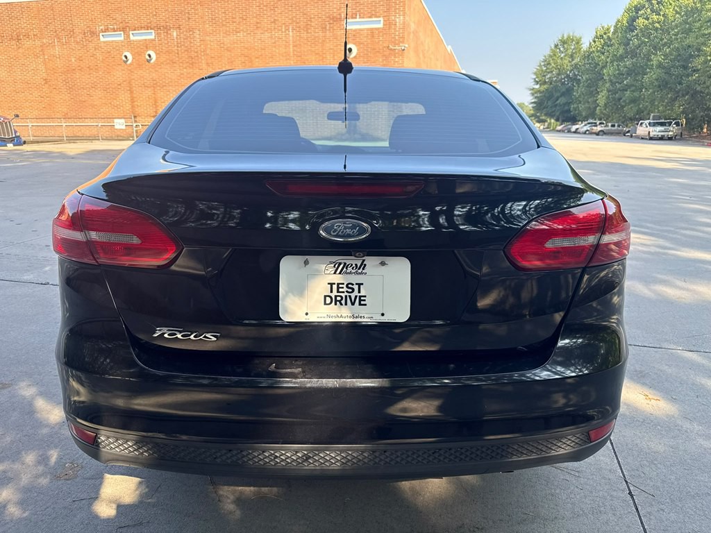2017 Ford Focus Image 3