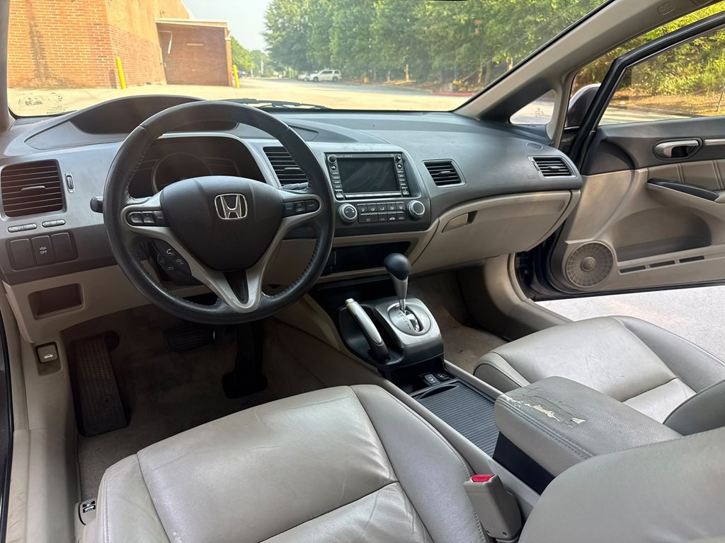 2011 Honda Civic Image 11