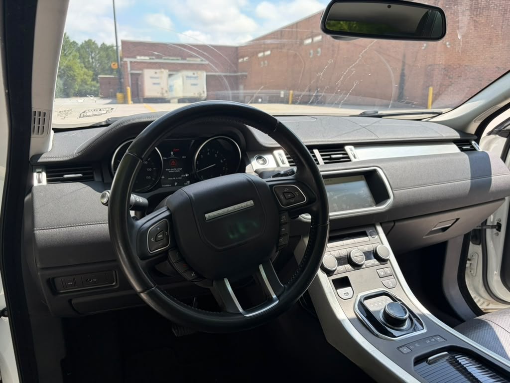 2017 Land Rover Range Rover Evoque Image 16