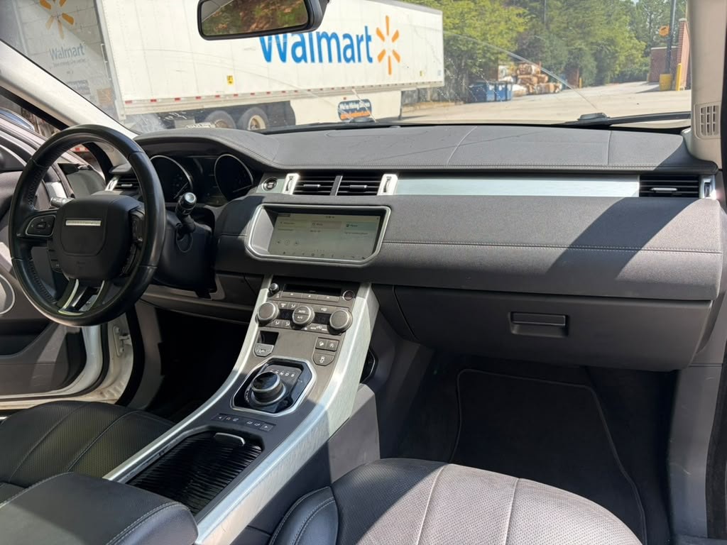 2017 Land Rover Range Rover Evoque Image 18