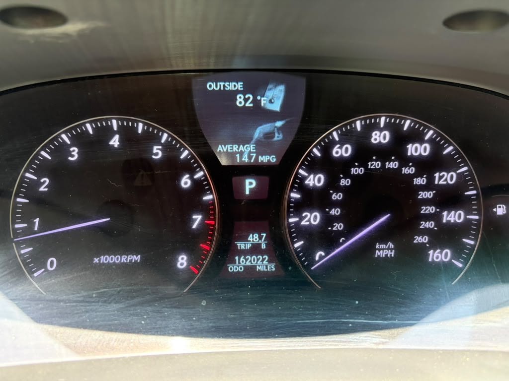 2010 Lexus LS Image 15