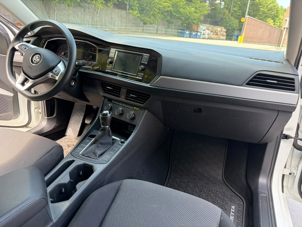2019 Volkswagen Jetta Image 15
