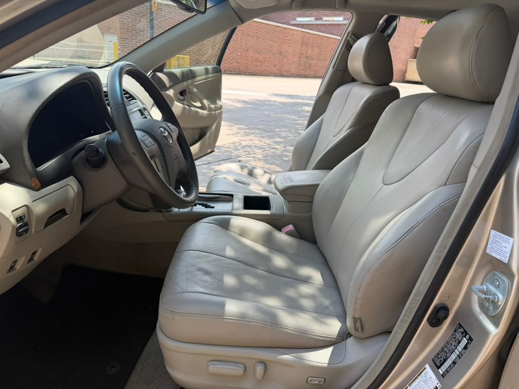2007 Toyota Camry Image 12