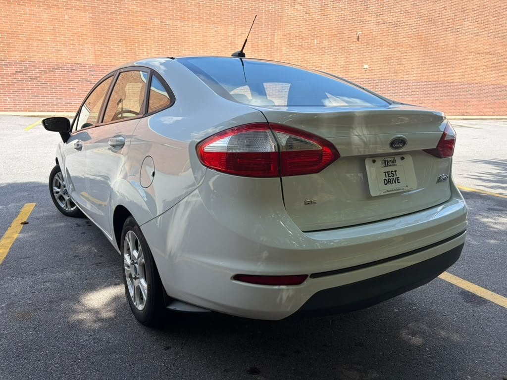 2014 Ford Fiesta Image 4