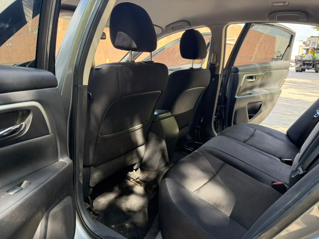 2017 Nissan Altima Image 11