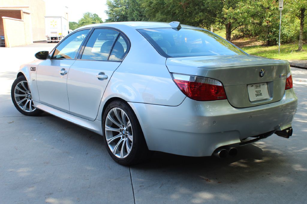 2006 BMW M5 Image 6