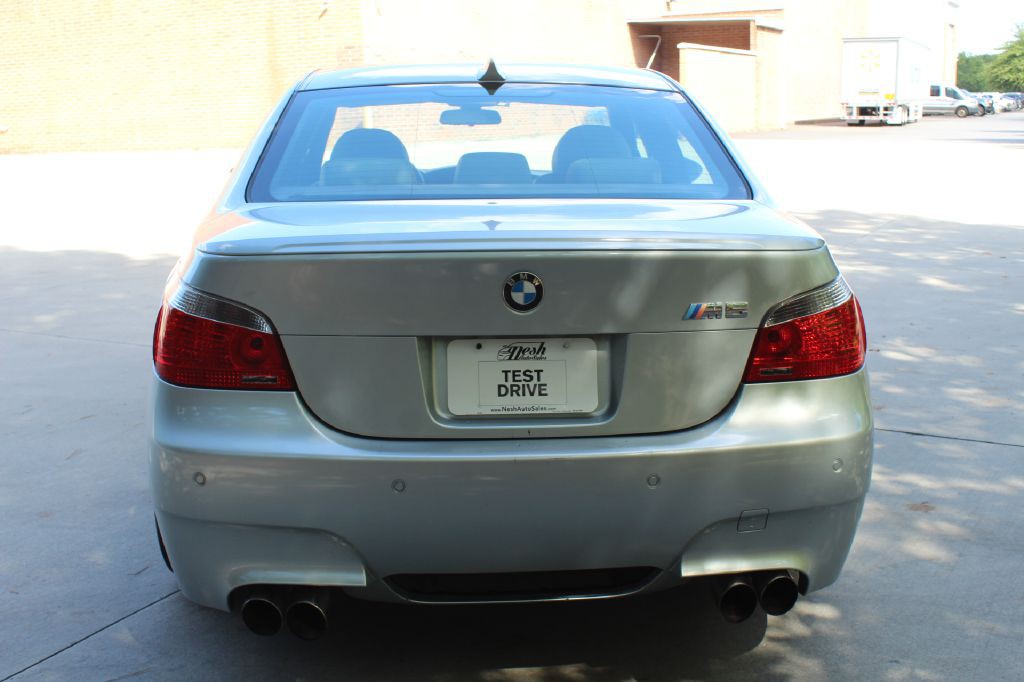 2006 BMW M5 Image 7