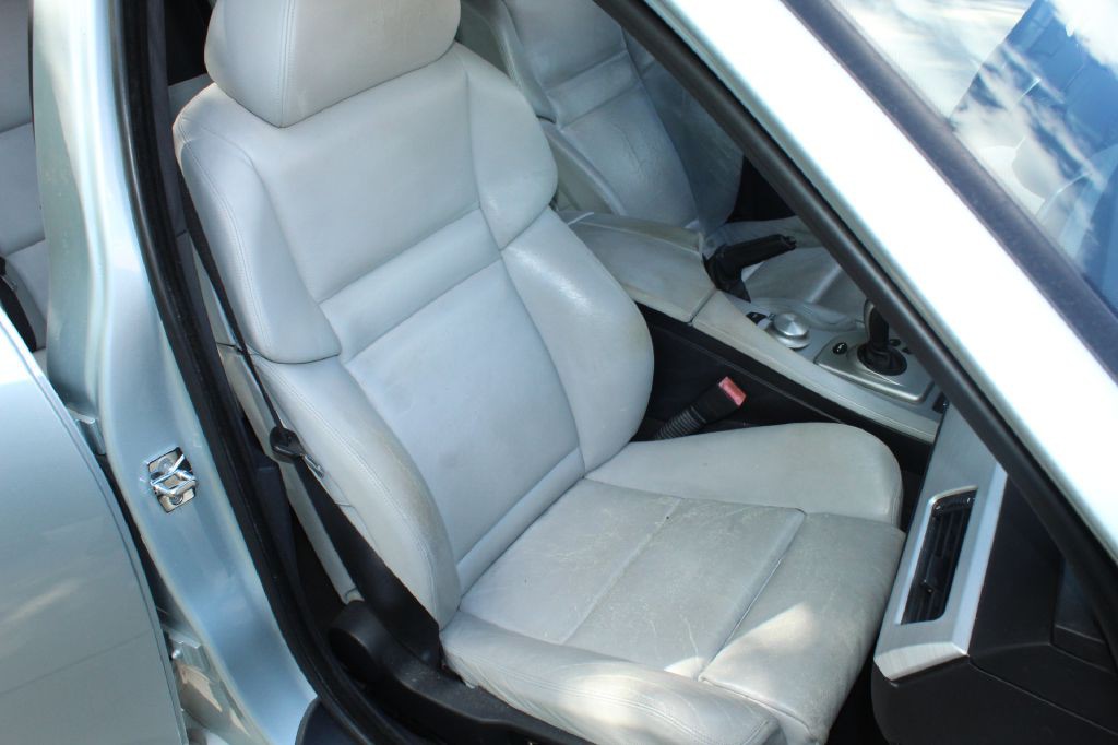 2006 BMW M5 Image 14