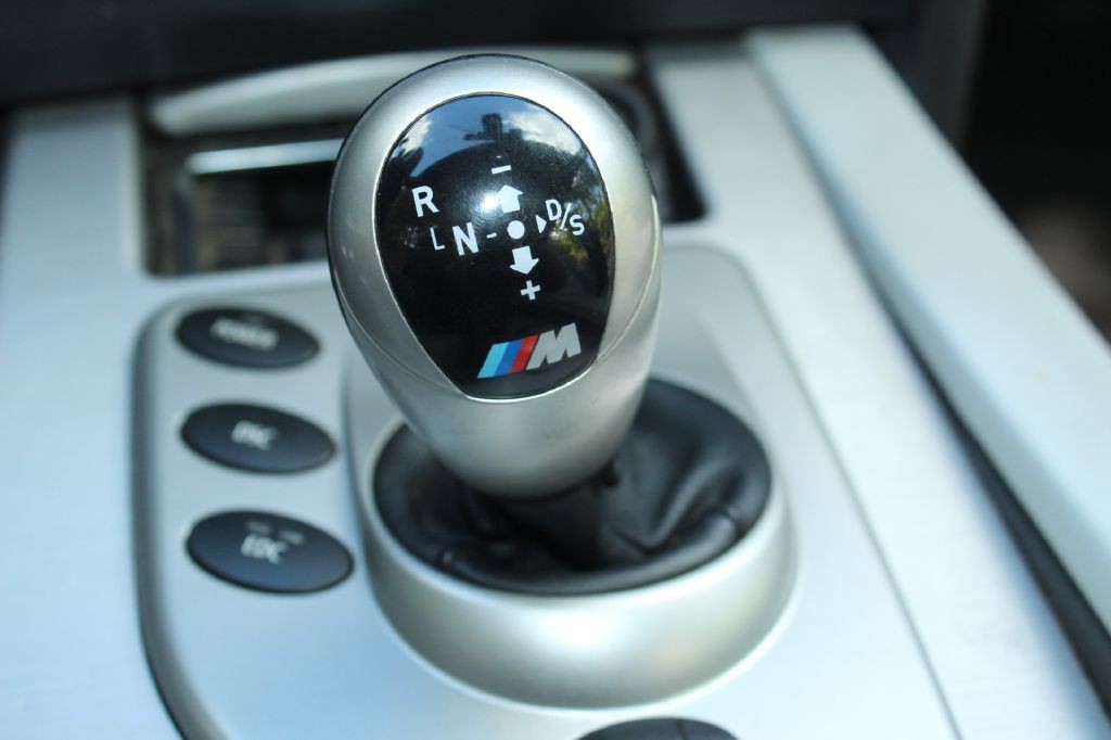 2006 BMW M5 Image 21